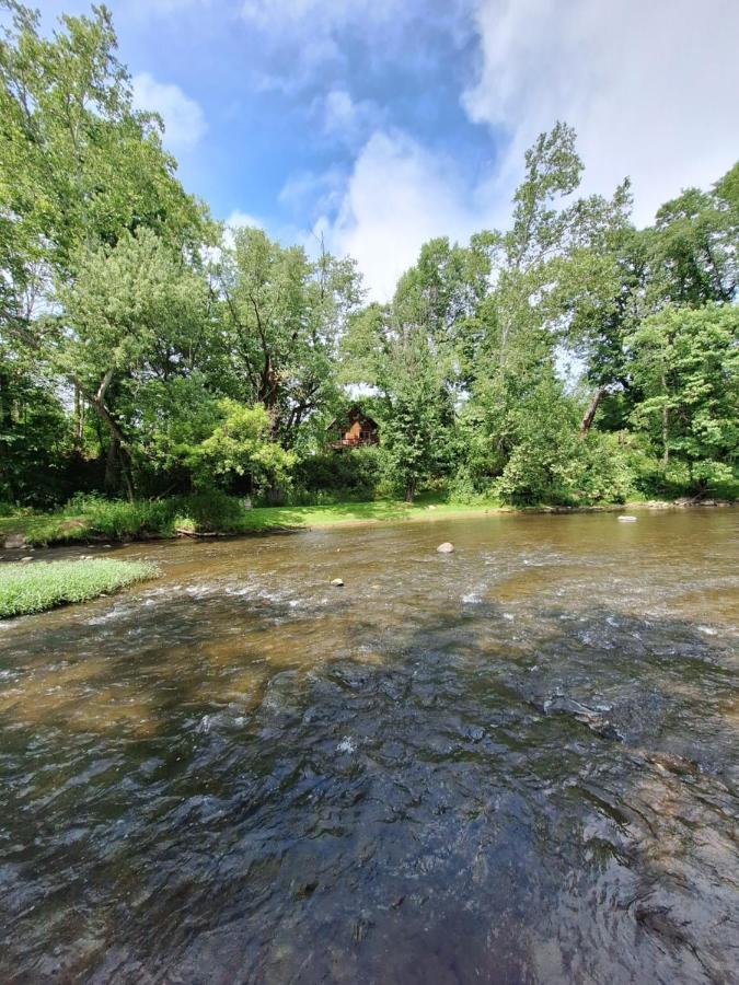 Neshannock Creekside Log Cabin Volant Экстерьер фото