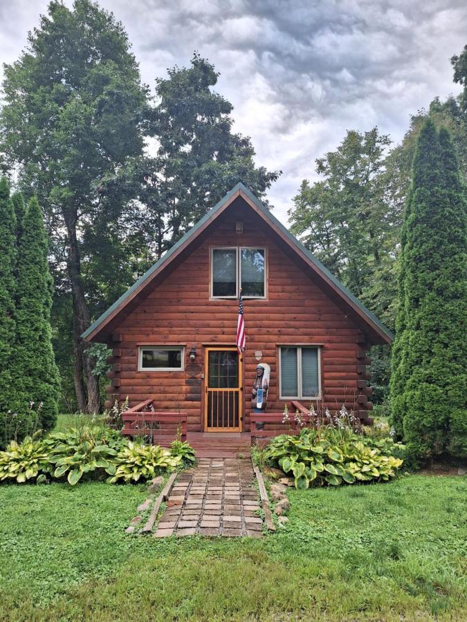 Neshannock Creekside Log Cabin Volant Экстерьер фото