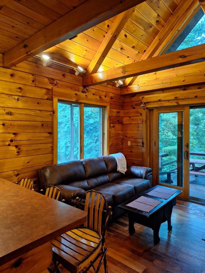 Neshannock Creekside Log Cabin Volant Экстерьер фото